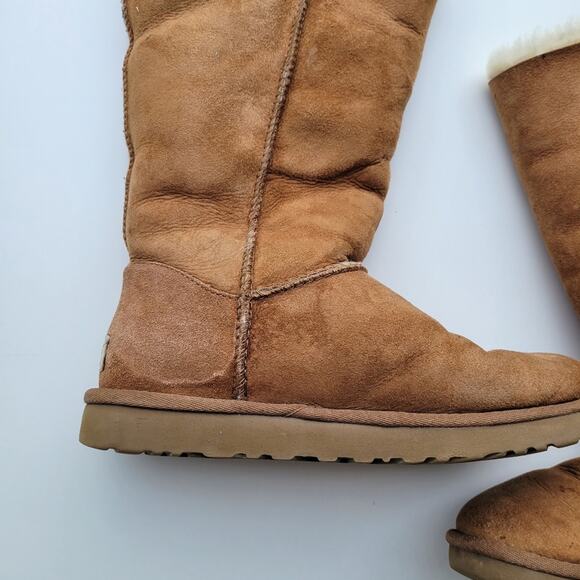 UGG BAILEY BUTTON TRIPLET II WATER RESISTANT BOOTS - Picture 8 of 12